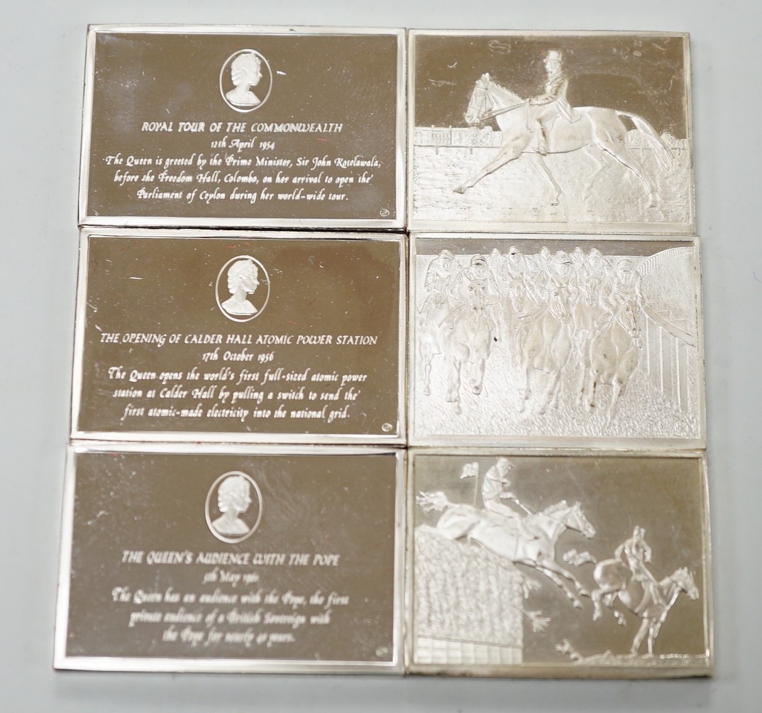 Eighteen silver commemorative ingots (eleven from part of one set and eight from another), 15.4oz.